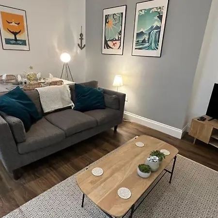 Brooklands Hideaway * Σκάρμπορο