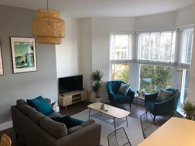 Brooklands Hideaway Διαμέρισμα *