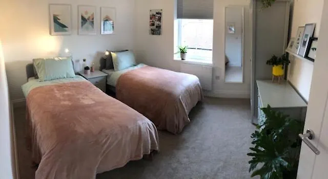 Brooklands Hideaway Σκάρμπορο